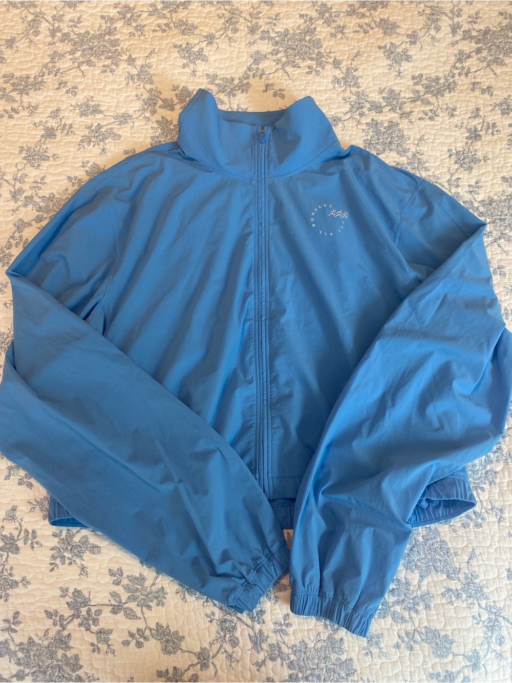 Lululemon Mile Maker Run Crew Graphic Cinch-Hem Jacket Size Medium Aero Blue